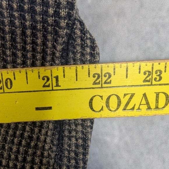 Vici Medium Waffle Weave Button Down Shirt Brown/Black - Picture 13 of 13